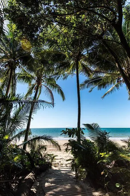 Port Douglas Mirage Villa 433 - Beachfront Australia